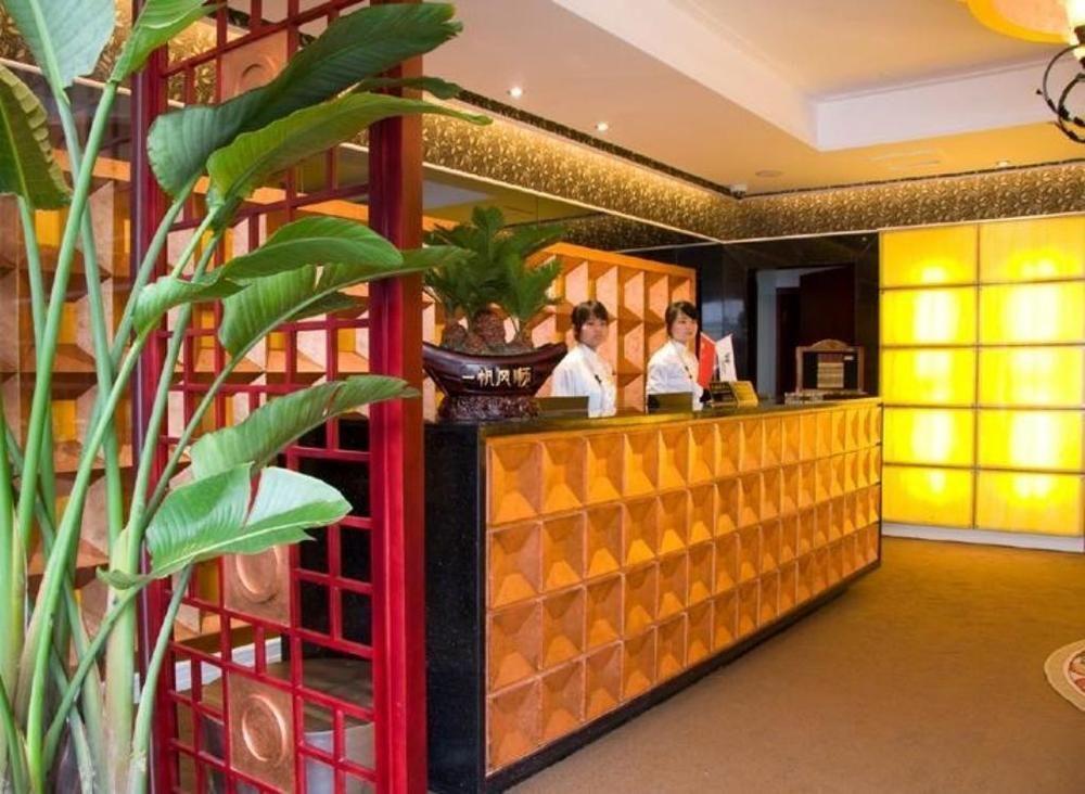 Manhattan Jinling Hotel Shanghai Extérieur photo
