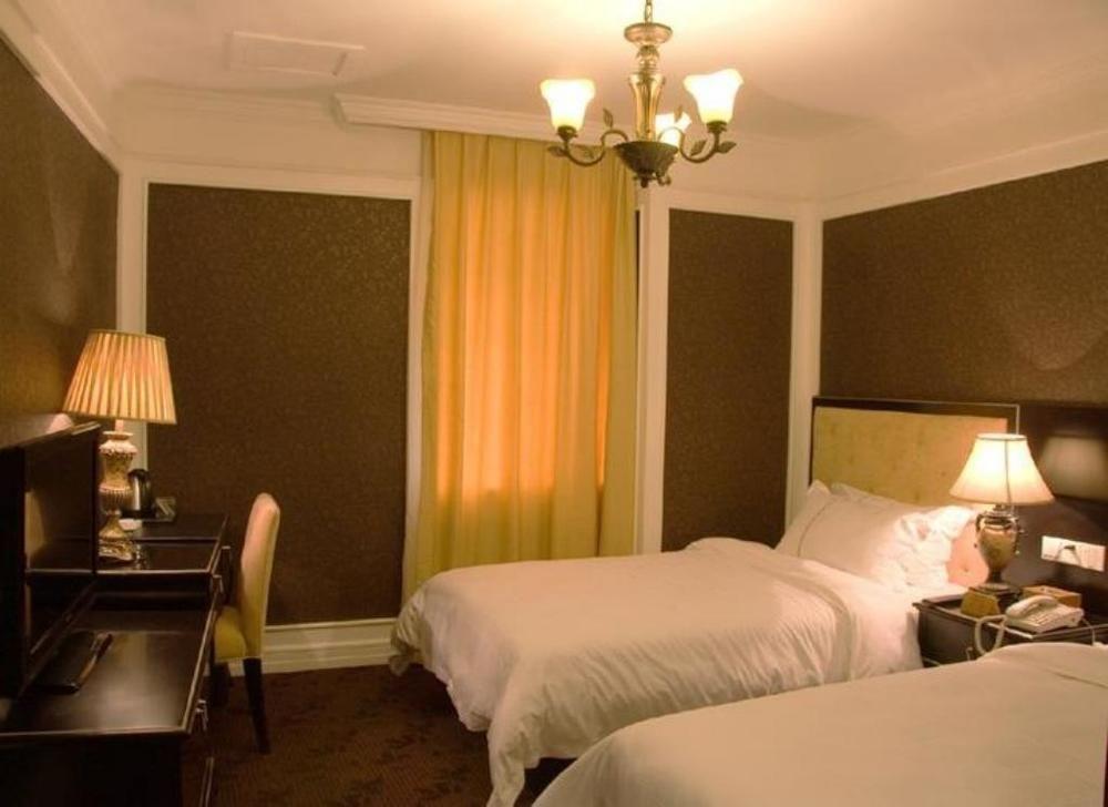Manhattan Jinling Hotel Shanghai Extérieur photo