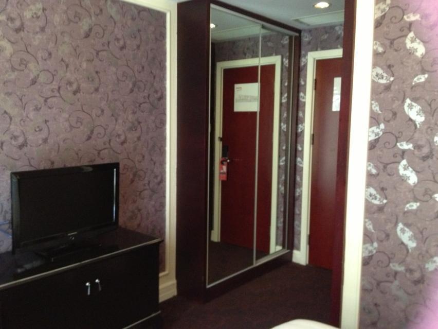 Manhattan Jinling Hotel Shanghai Extérieur photo