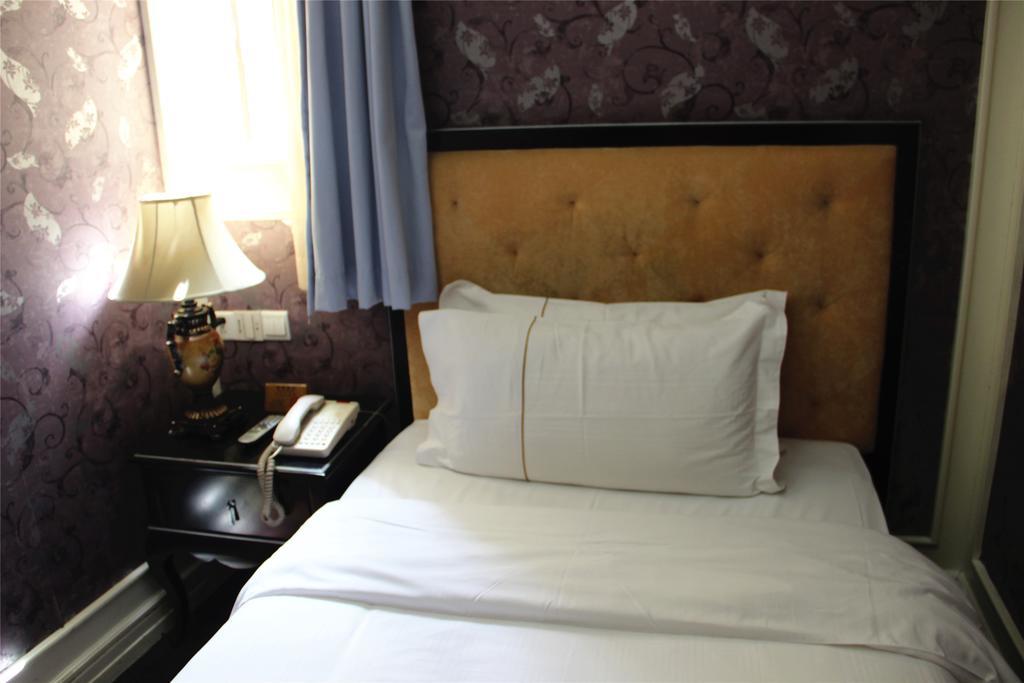 Manhattan Jinling Hotel Shanghai Chambre photo