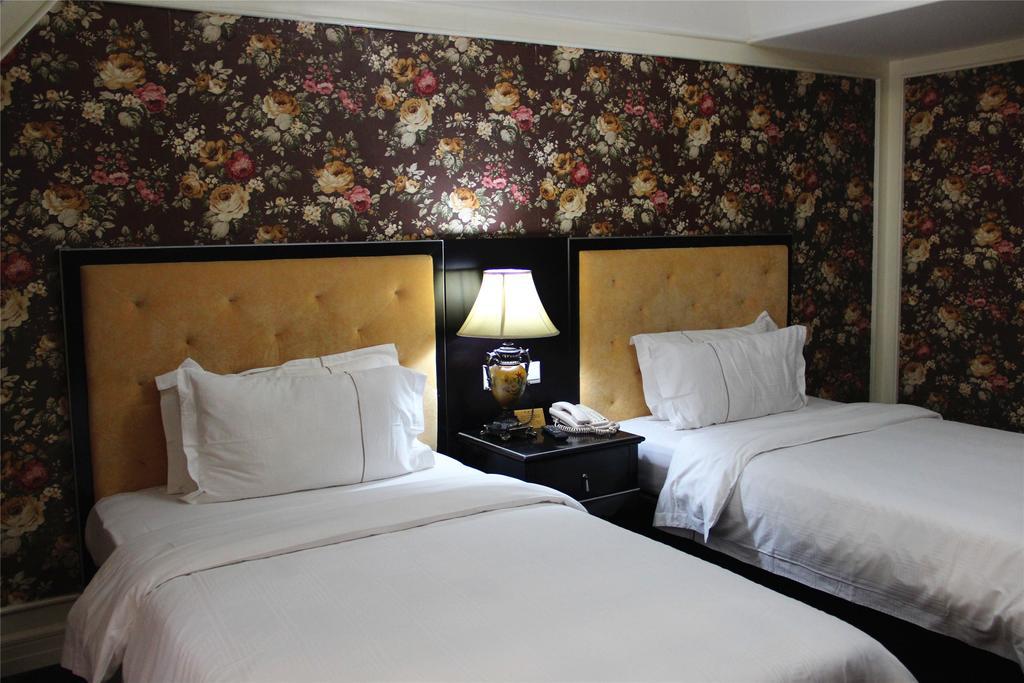 Manhattan Jinling Hotel Shanghai Chambre photo