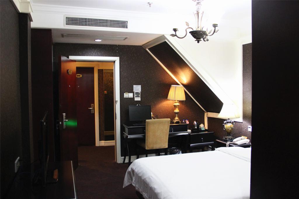 Manhattan Jinling Hotel Shanghai Chambre photo