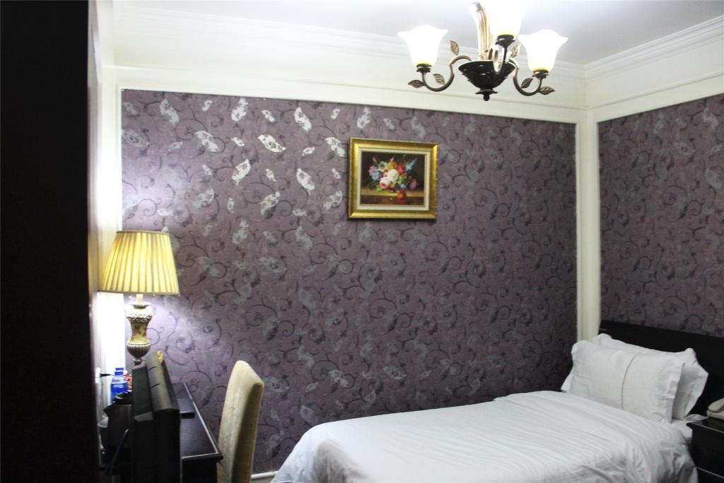 Manhattan Jinling Hotel Shanghai Chambre photo