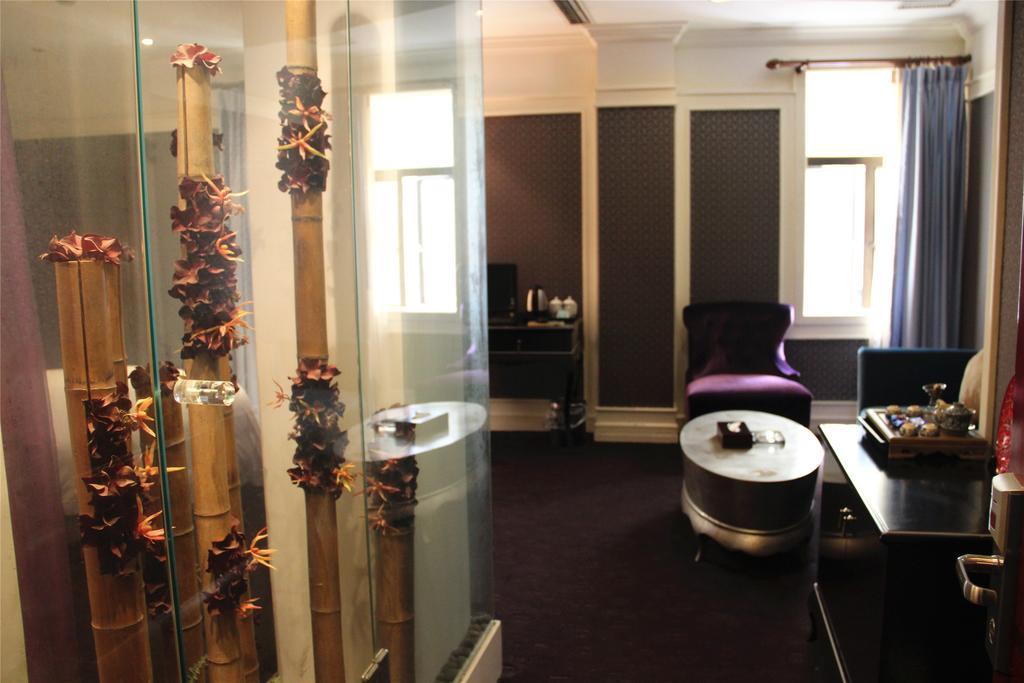 Manhattan Jinling Hotel Shanghai Chambre photo