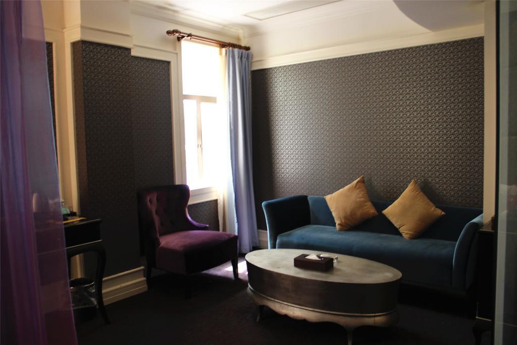 Manhattan Jinling Hotel Shanghai Extérieur photo