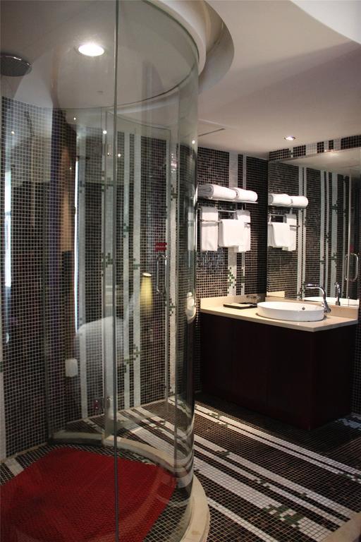 Manhattan Jinling Hotel Shanghai Chambre photo