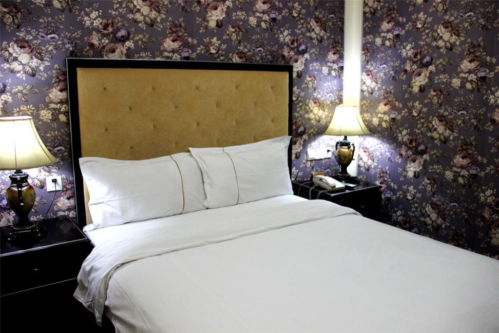 Manhattan Jinling Hotel Shanghai Chambre photo